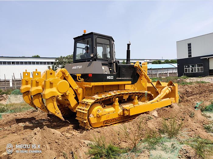 Buldozer HD22 (6)